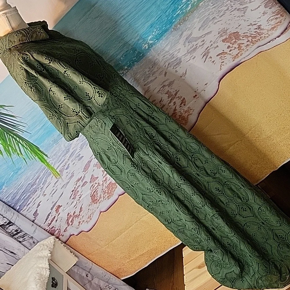 Tuckernuck Green Eyelet Midi Dress - Picture 5 of 9
